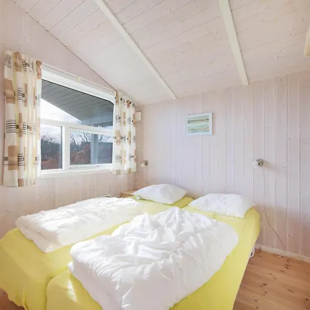 Prázdninový dům Amazing In Rudkobing With 3 Bedrooms, Sauna And Wifi *